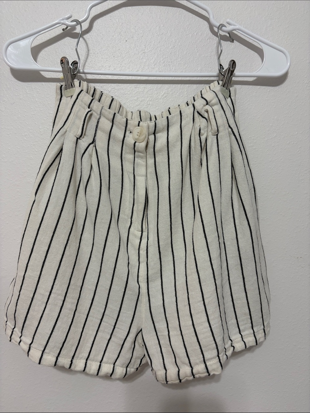 Dizzy Cream and Black Vertical-Stripe High-Waist Shorts